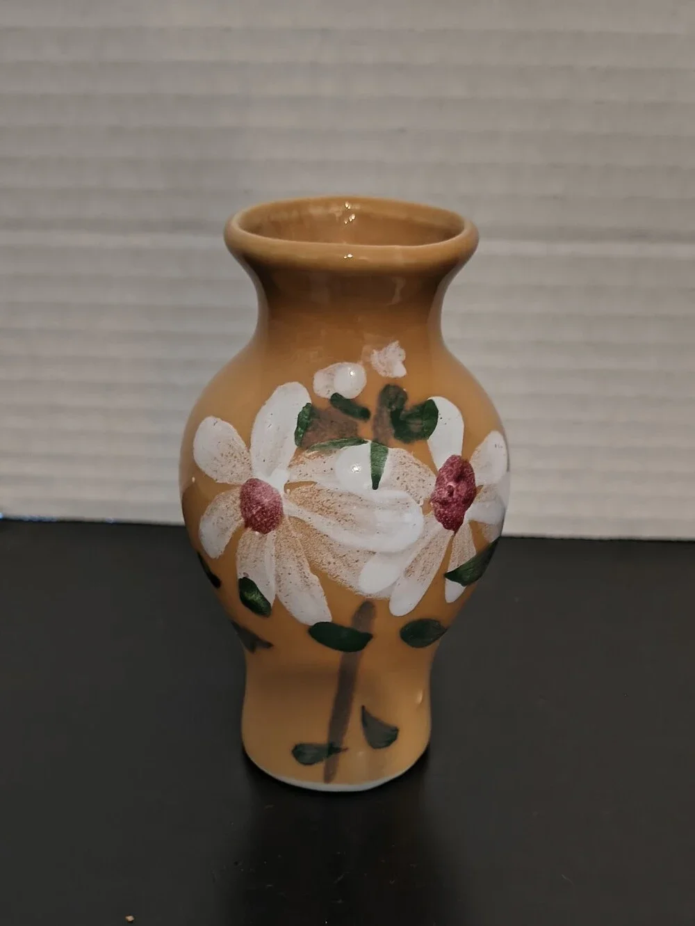 Vintage Ceramic Hand Painted Bud Vase White Daisy Flowers on beige Tan glaze 4
